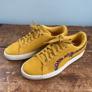 Puma Suede Mustard Yellow with Pink Flowers Sneakers - 8.5